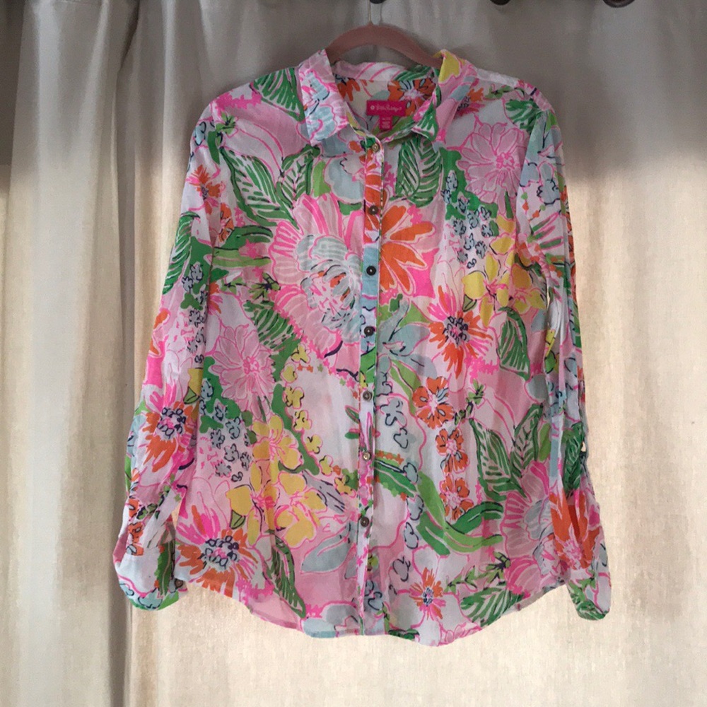 Lilly Pulitzer Target Line Button Down, Size XL